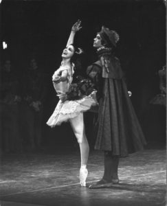 Fonteyn dancing the Rose Adagio in The Sleeping Beauty