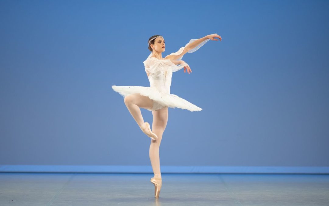 Get to Know the 2019 Prix de Lausanne First Place Prizewinner, 16-Year-Old Mackenzie Brown