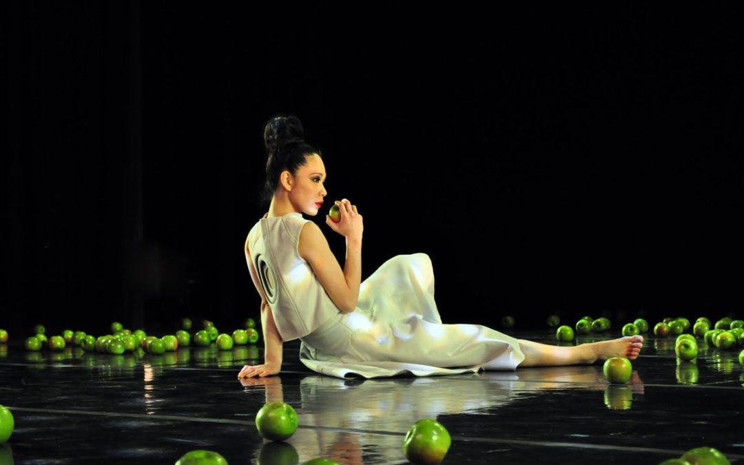 How Royal Winnipeg Ballet Principal Sophia Lee Cross-Trains on Tour