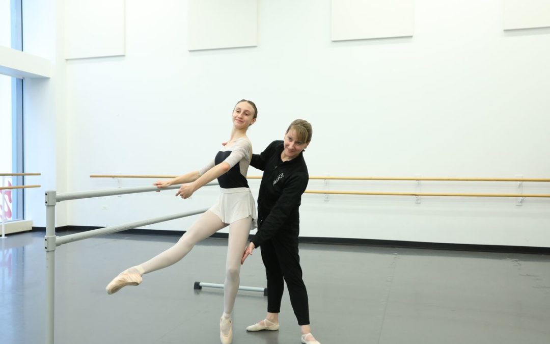 Master Hops on Pointe: Karin Ellis-Wentz Demystifies One of Ballet's Trickiest Steps