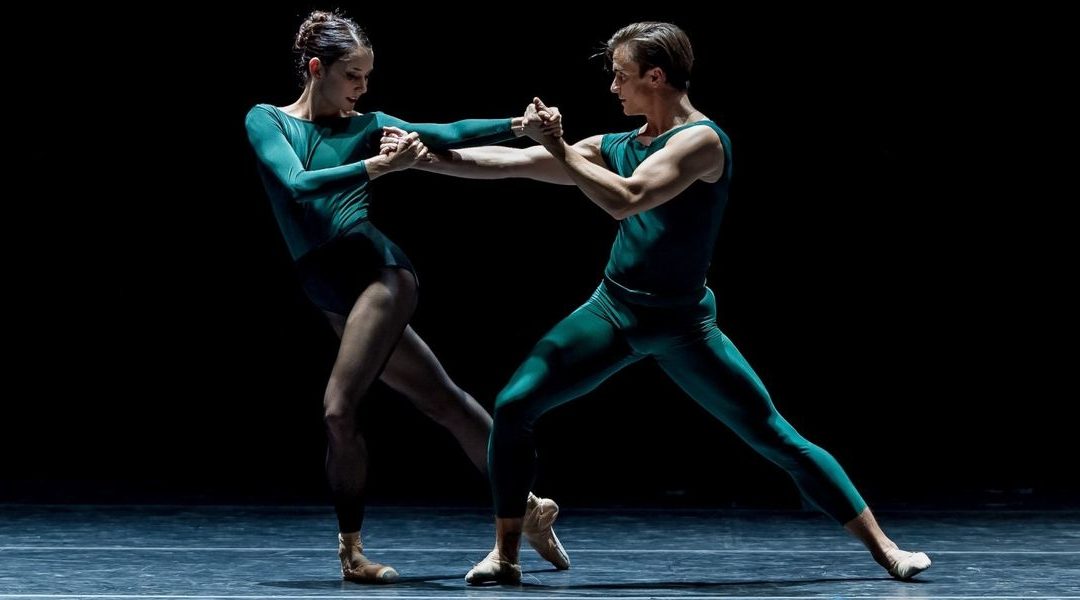 Onstage This Week: NYC's Fall For Dance Festival Opens, Royal Winnipeg Ballet Celebrates 80th Season with New "La Bayadère," and More!