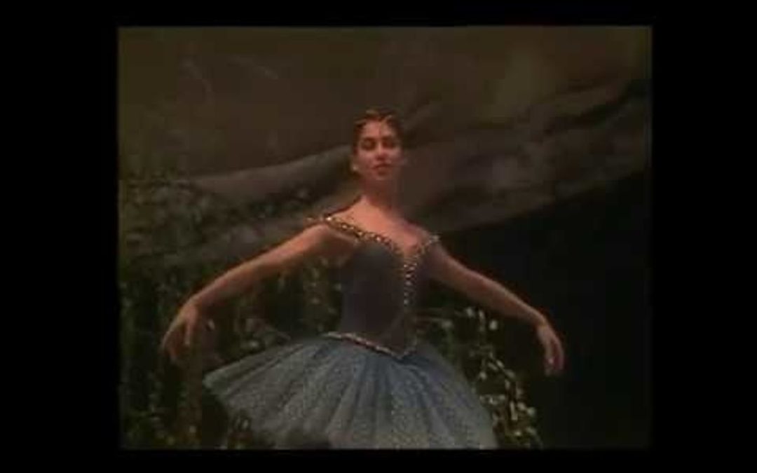 #TBT: Leanne Benjamin in “Swan Lake” (1988)