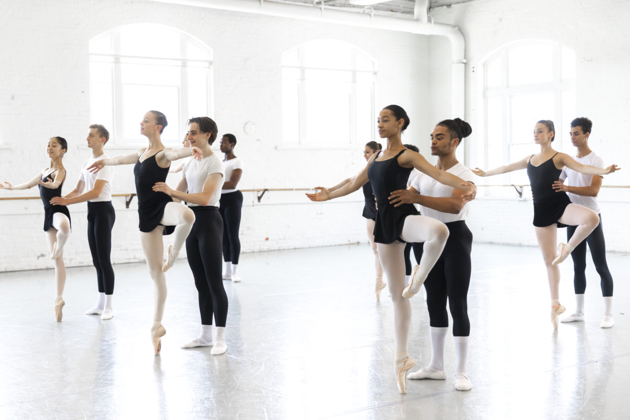 Sharpen Your Partnering Skills at BalletMet This Summer - Pointe Magazine