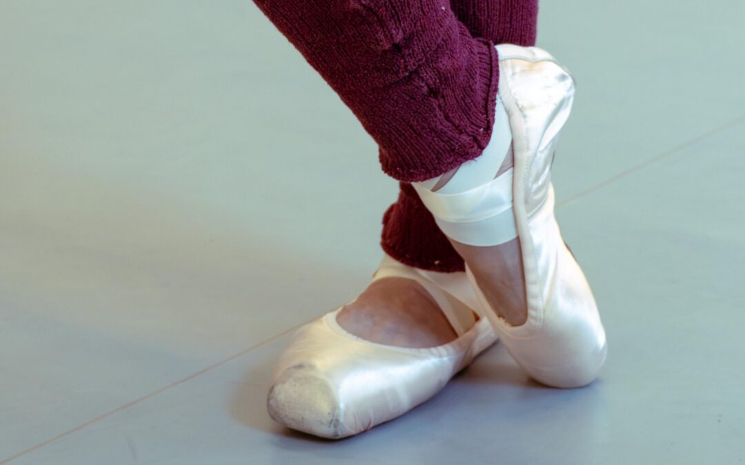 Help! I Can’t Get on Top of My Pointe Shoe Box.